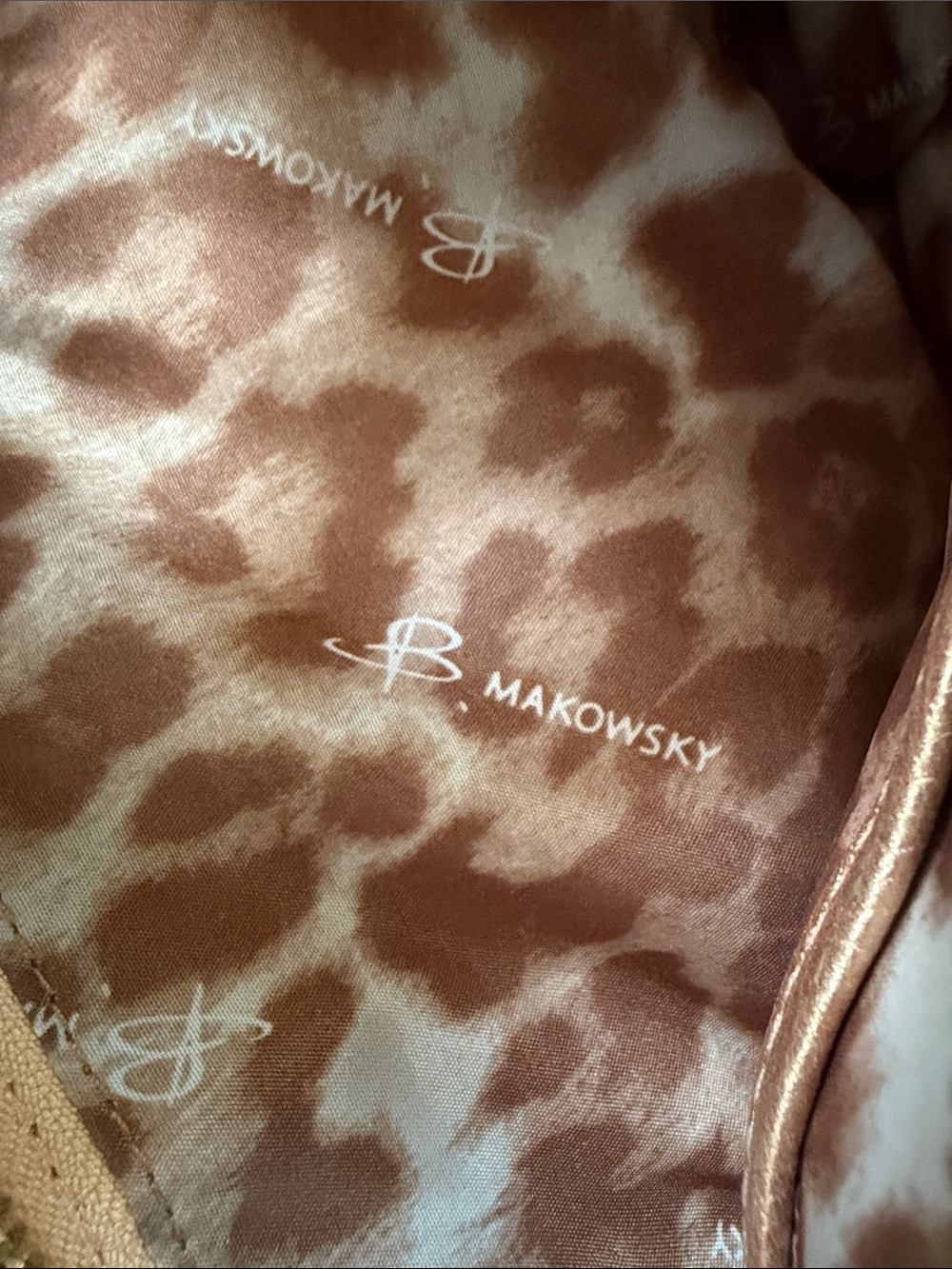 B Makowsky Metallic Rose Gold/Copper Leather Shoulder Bag - Picture 3 of 6